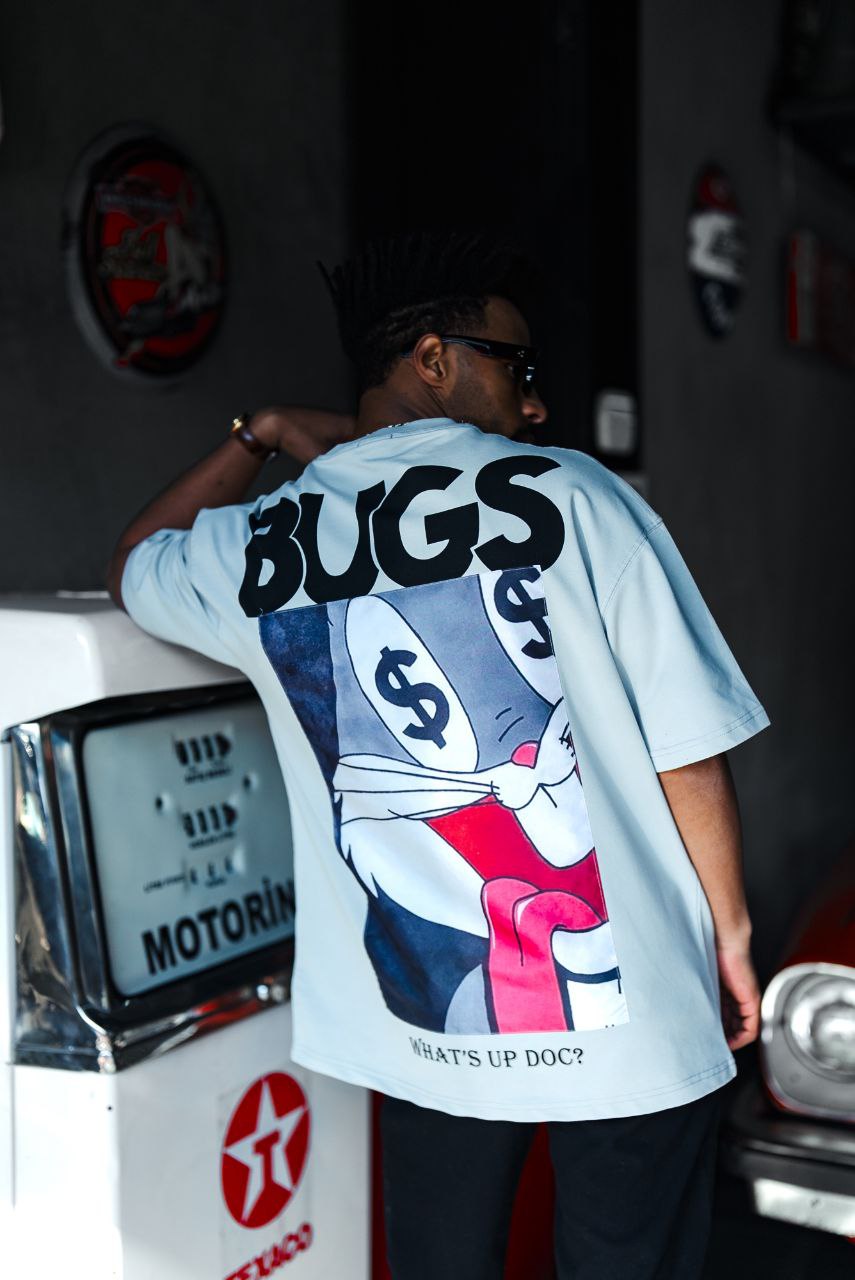 Cartoon Rabbit Graphic T-Shirt – What’s Up Doc